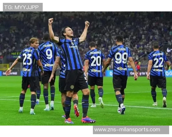 国米罗马并列意甲榜首创0102赛季以来新局面引发关注 国米罗马并列意甲榜首创0102赛季以来新局面引发关注