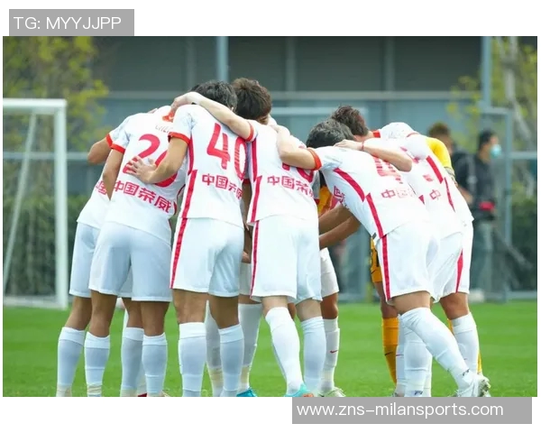 上海海港即将引援岳鑫卢永涛加盟在即助力球队新赛季